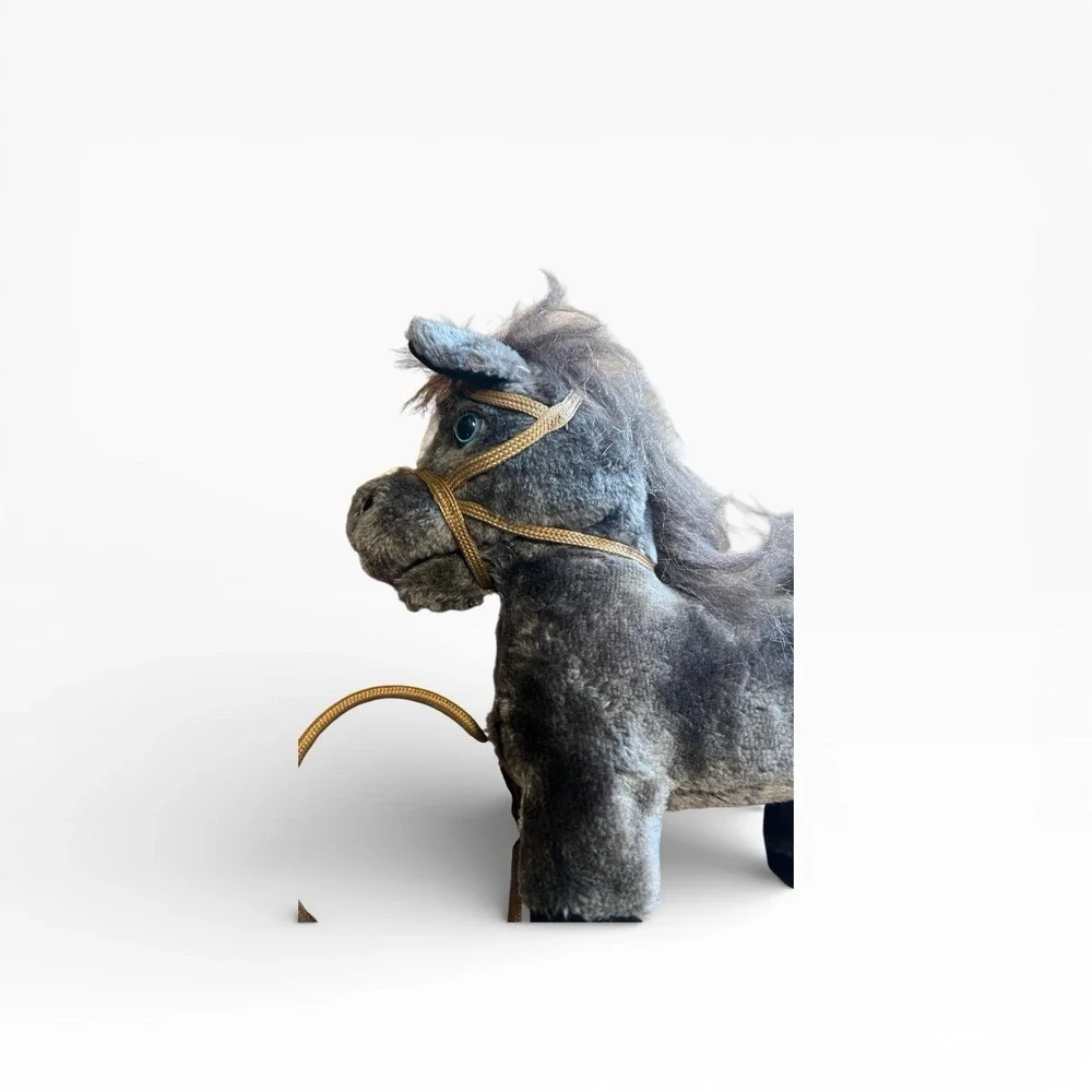Walk along Horse with Remote Control‎ Leash, Waking And sounds